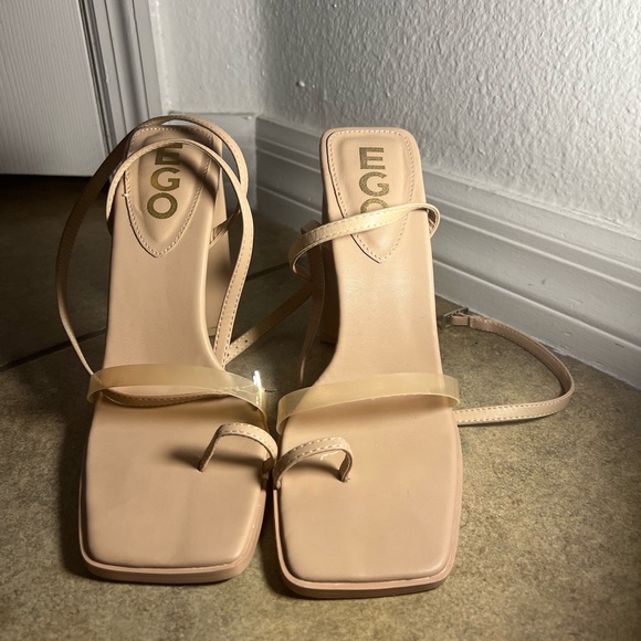 EGO NUDE HEELS - Picture 3 of 3